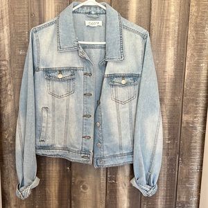 Women’s Jean Jacket